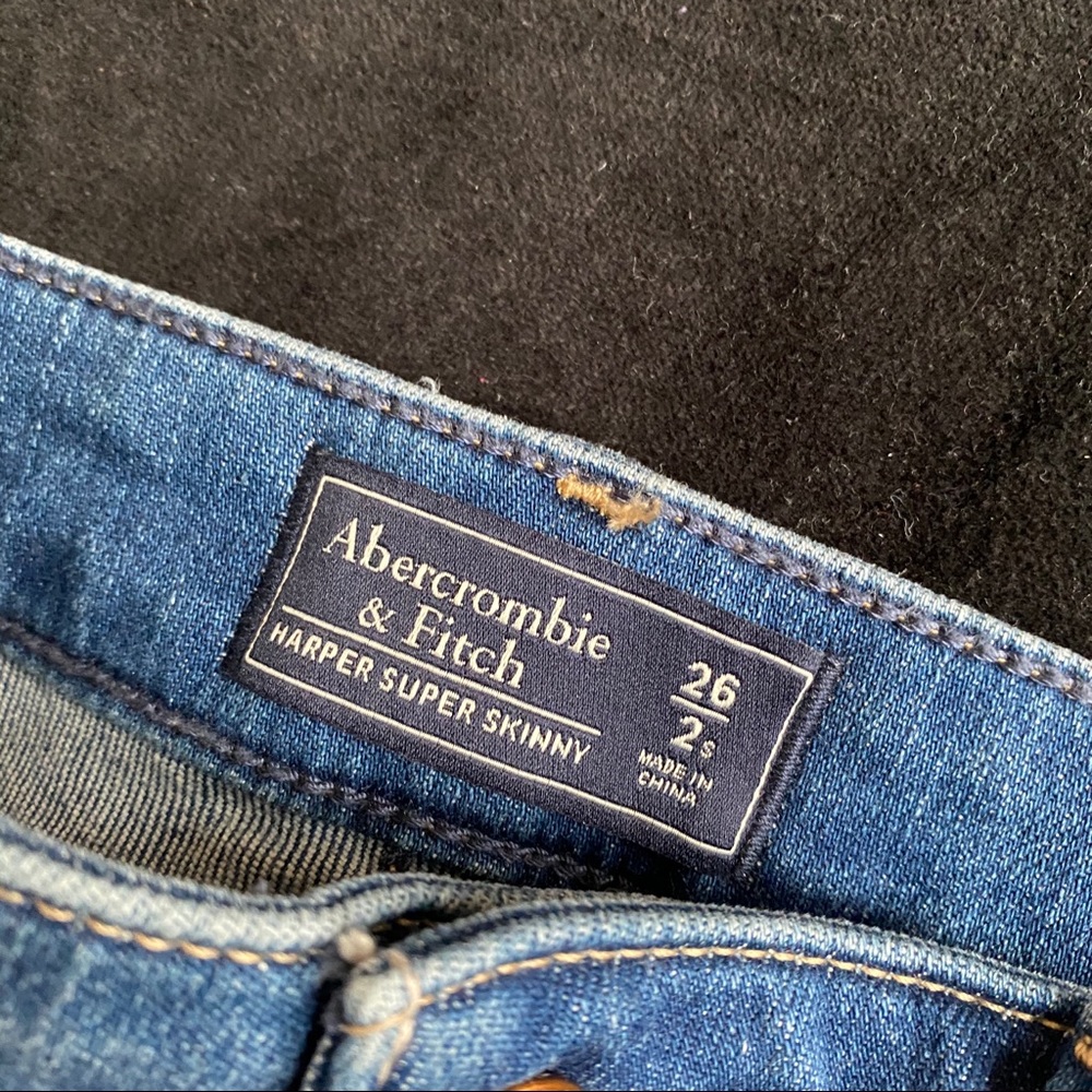 Abercrombie & Fitch Ripped Jeans - Picture 4 of 4